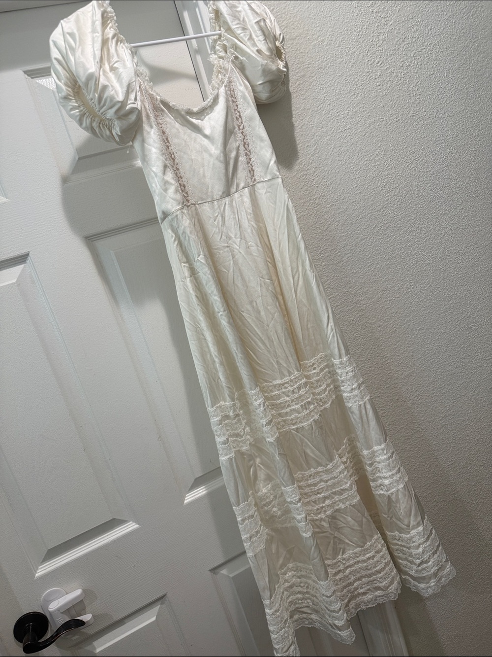 House of CB Eviana Silk Dress - Picture 6 of 6